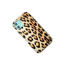 Load image into Gallery viewer, Snap Case for iPhone 11 Pro - Leopard Print